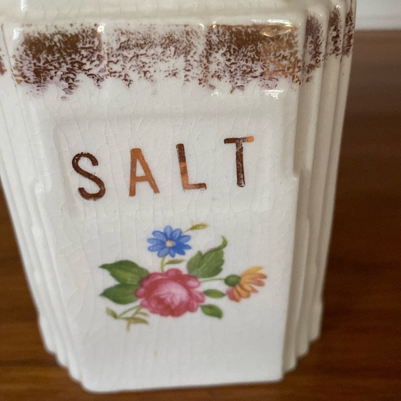 VTG Art Deco Style Salt/Pepper Shakers - Picture 7 of 13